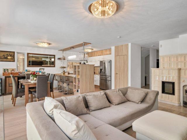 Exklusives Einfamilienhaus in bester Lage mit Seeblick