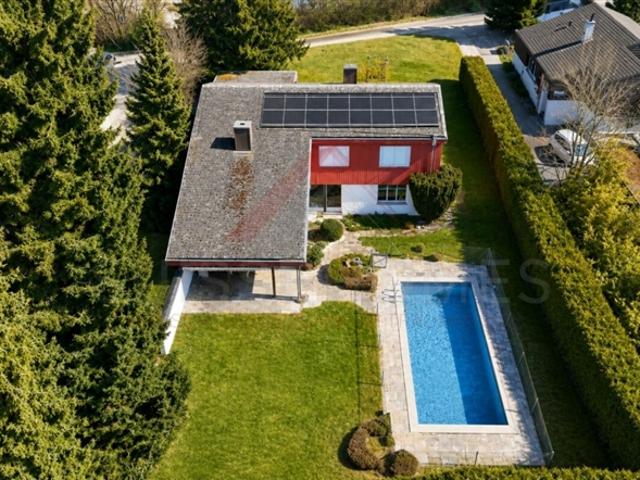 Exklusives Einfamilienhaus mit Pool, Sauna, Seesicht und 1'443 m² Grundstück in Gerolfingen
