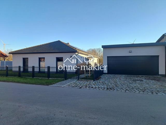 Exklusives Einfamilienhaus mit parkähnlicher Gartenanlage, hoher Autarkiegrad
