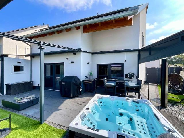 Exklusives Einfamilienhaus mit Wellness, Smart Home & Traumgarten