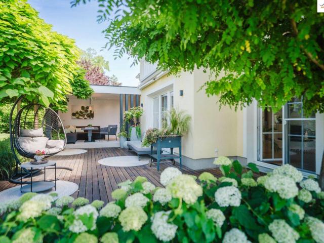 Exklusives Einfamilienhaus mit Traumgarten, Pool & modernster Ausstattung in Würflach
