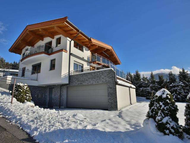 Modernes Einfamilienhaus mit Einliegerwohnung und sensationellem Kaiserblick
