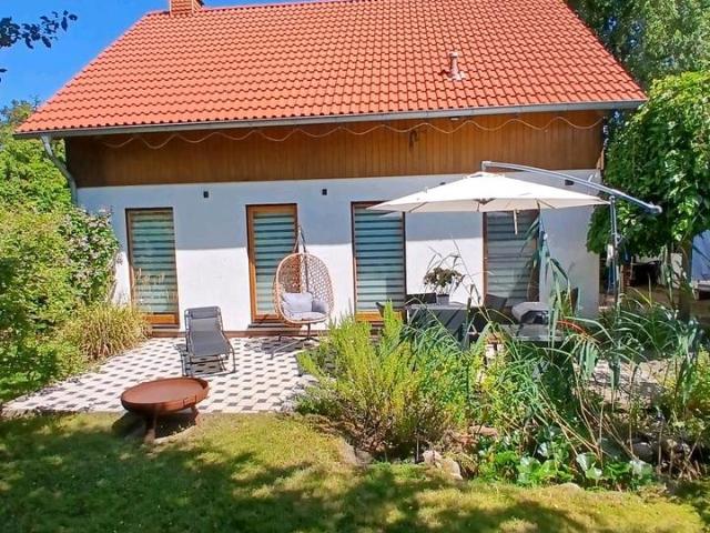 Exklusives Familienanwesen im Grünen Ruheoase in Bestlage !