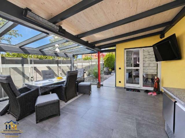 Exklusives Familiendomizil mit Galerie, mehreren Terrassen und zusätzlichem Ausbaupotenzial