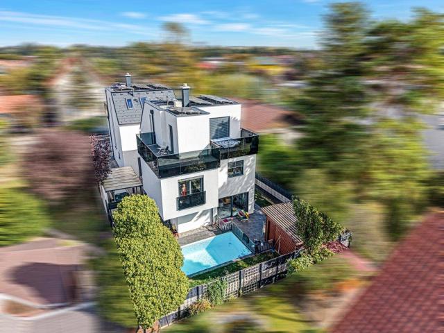 Exklusives Familienhaus mit Pool, Dachterrasse & Photovoltaik in Bestlage von Wien Floridsdorf