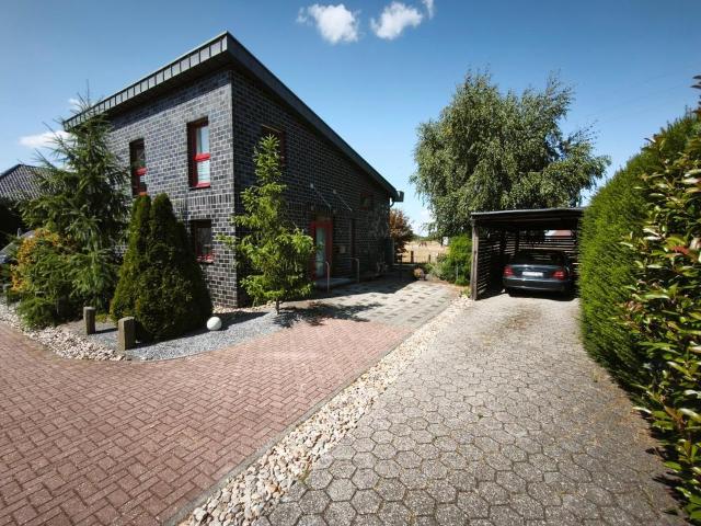 Exklusives freistehendes Architektenhaus in Alpen OHNE MAKLER
