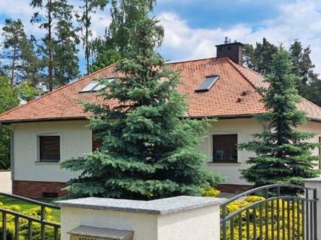 Exklusives freistehendes Einfamilienhaus
