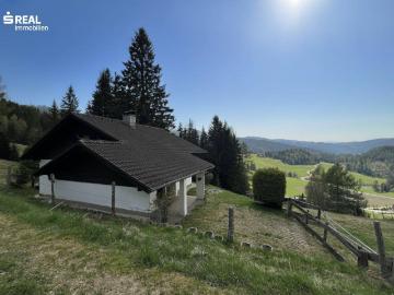 Exklusives Hüttenplatzerl in Alleinlage – Rarität mit traumhaftem Panorama