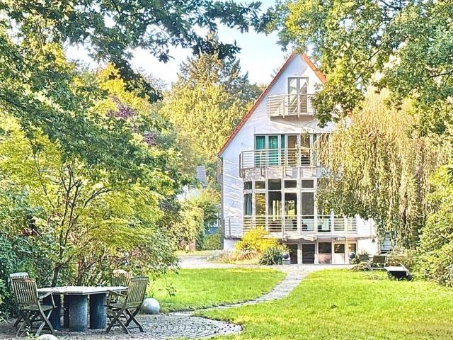 Exklusives Haus am See + Baufeld in Bremen Burg Lesum