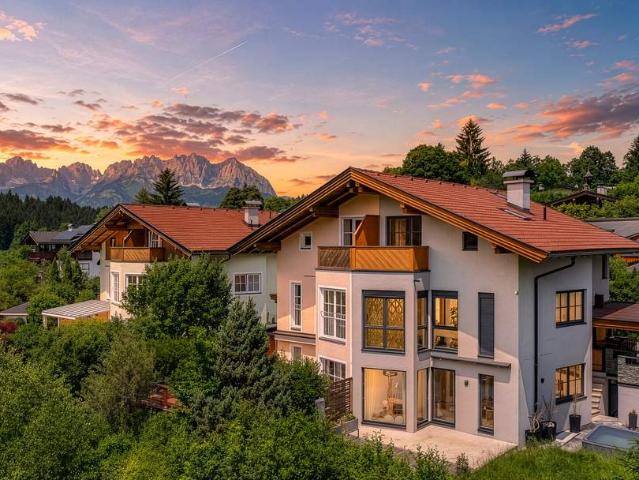 Exklusives Haus in sonniger Lage am Fuße des Kitzbüheler Horns