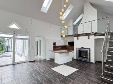 House for rent in 7024 - Büroraum, Terrasse