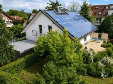 Exklusives Hebel Haus in Nauheim: ca. 355 m² Wohn Nutzfläche mit PV und großem Grundstück