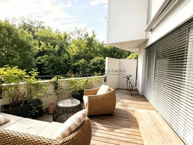 Exklusives Luxus Refugium im Trendquartier mit 2 sonnigen Balkonen