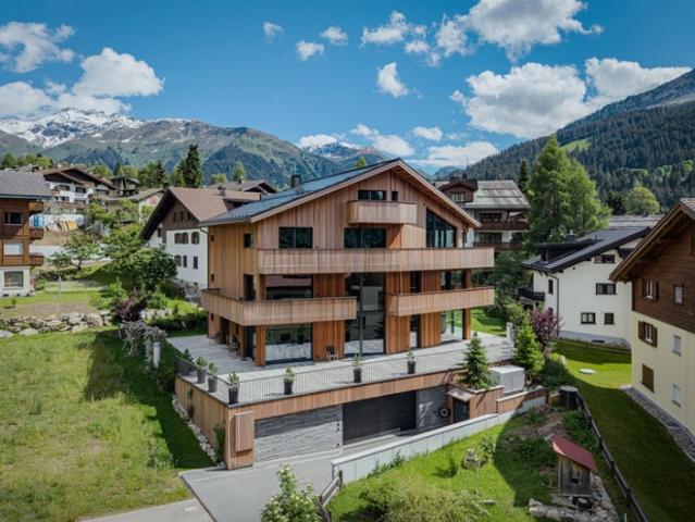 EXKLUSIVES LUXUSANWESEN TRIFFT ALPENARCHITEKTUR