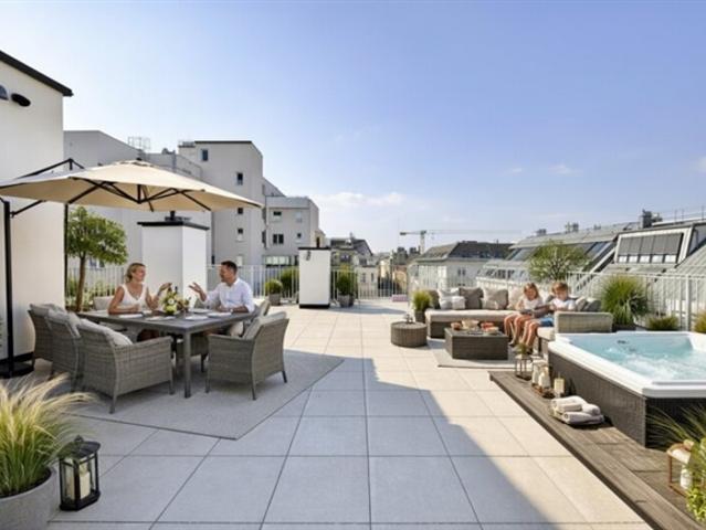 EXKLUSIVES PENTHOUSE | 360° Blick | 110 m² Dachterrasse | ca. 168m² gew. NFL | 3 Zimmer | Klimaanlage