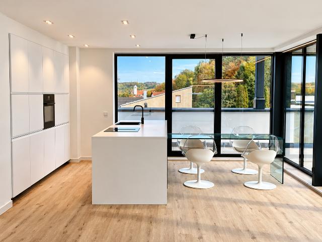 Exklusives Penthouse am Waldrand mit traumhaftem Blick ins Grüne und den Bayerischen Wald