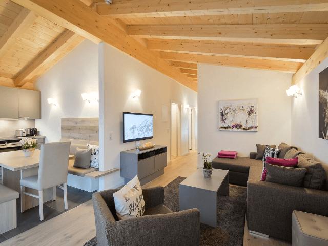 Exklusives Penthouse in St. Anton – Modern, Sonnig & Zum Wohlfühlen