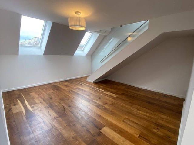 Exklusives Penthouse mit 2 Terrassen und hochwertiger Ausstattung in Top Lage Wien 1090!