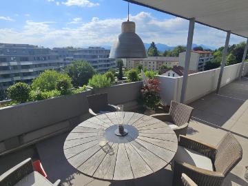 Exklusives Penthouse mit Alpenpanorama, XXL Terrasse und Privataufzug