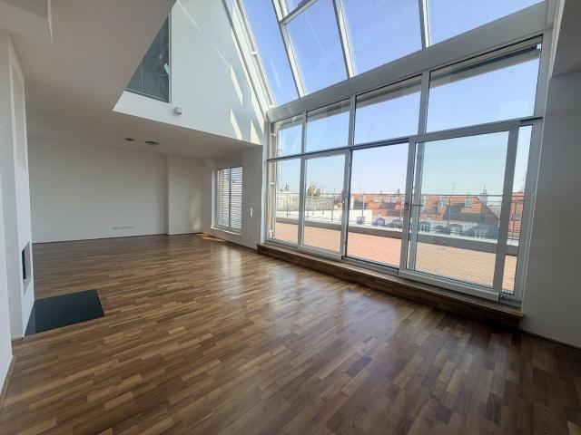 Exklusives Penthouse mit Dachterrasse, Kamin & Pool, Concierge Service – Wohnen auf höchstem Niveau in Döbling