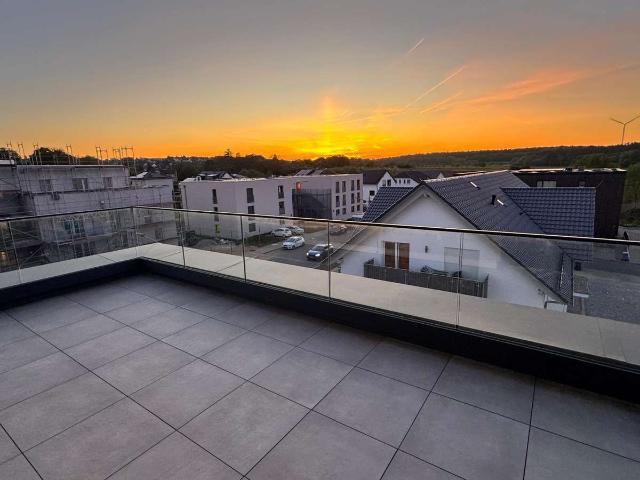 Exklusives Penthouse mit Dachterrasse und Klimaanlage