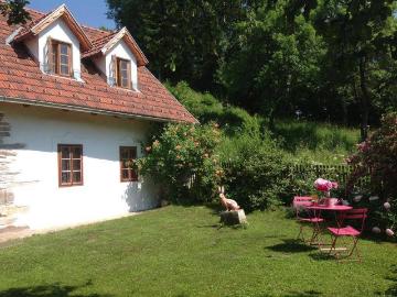 Haus zum Verkauf in 3653 - Garten