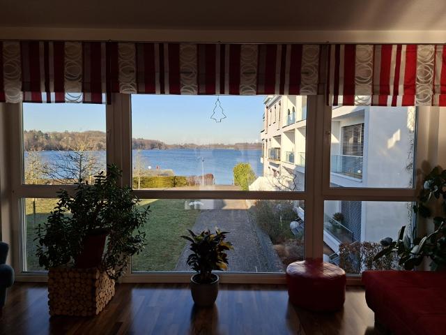Exklusives Reihenhaus mit Seeblick zur Miete!