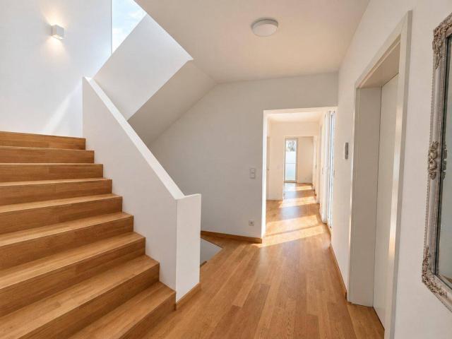 Exklusives STADTHAUS in Baden mit Dachterrasse + Stellplatz Historischer Charme & moderner Wohnkomfort