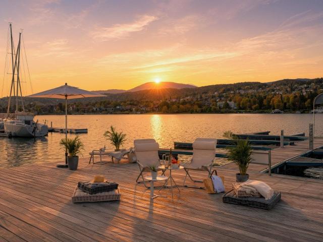 EXKLUSIVES SEEBLICK APARTMENT mit wunderschönem Badebereich in Velden am Wörthersee