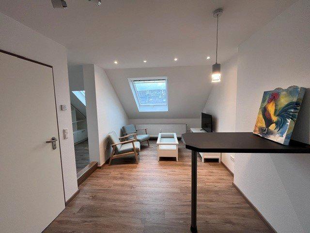 Exklusives, voll möbliertes Apartment nach hochwertiger Sanierung