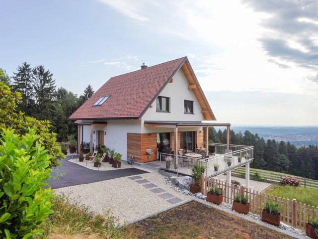 Exklusives Wohnambiente in traumhafter Grünlage Einfamilienhaus mit 3.600 m² Grund St. Stefan ob Stainz