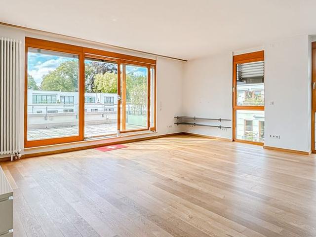 Exklusives Wohnen über den Dächern – 4 Zimmer Penthouse mit Dachterrasse in besonders begehrter Lage