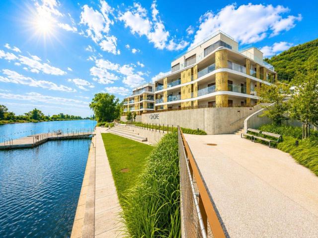 EXKLUSIVES WOHNEN AM WASSER: waterline mit Badesteg I Sauna & Fitnessraum I Concierge Service