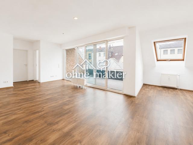 Exklusives Wohnen auf zwei Ebenen – moderne 5 Zimmer Maisonette mit Balkon & eigener PV Anlage
