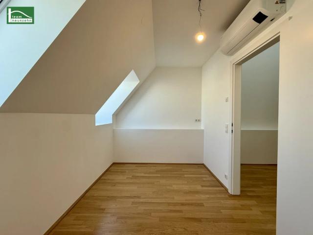 Exklusives Wohnen: Genießen Sie das Leben in unserer hochwertigen Maisonette Dachgeschosswohnung!