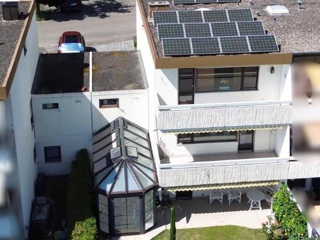Exklusives Wohnen in begehrter Aussichtslage von Weinstadt