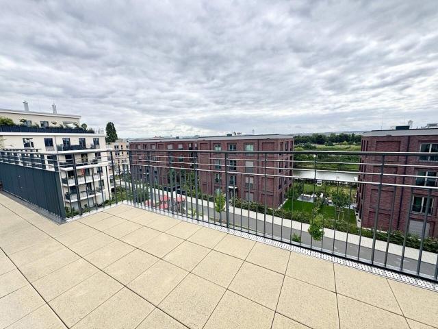 Exklusives Wohnen in der Dresdner Hafencity – 4 Zimmer mit traumhaftem Elbblick