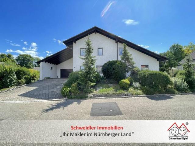 Exklusives Wohnen in Lauf Rudolfshof Einfamilienhaus mit über 220 m² Wohnfläche und Doppelgarage