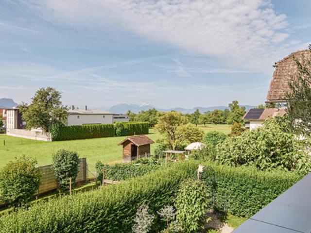 Ein Zuhause wie ein Haus – 180 m² auf zwei Ebenen | 150 m² Garten | 2 TG Plätze
