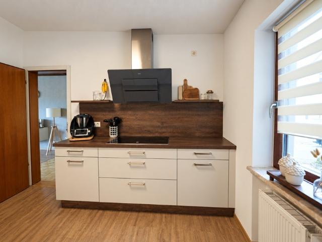 Exklusives Wohnen mit Fernblick auf die Veste Coburg – umfassend saniertes Wohnhaus mit Balkon, Terrasse und Garten