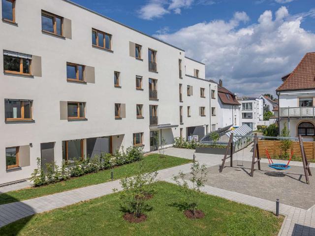 Exklusives Wohnerlebnis: Penthouse Wohnung mit Seeblick