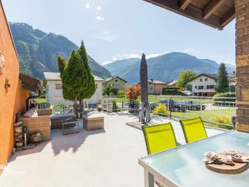 Exklusives Wohnerlebnis: Stilvolles Einfamilienhaus in erstklassiger Lage