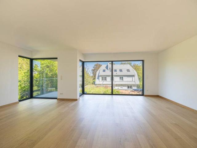 Exklusives 3 Zimmer Appartement mit 2 Balkonen & Grünblick