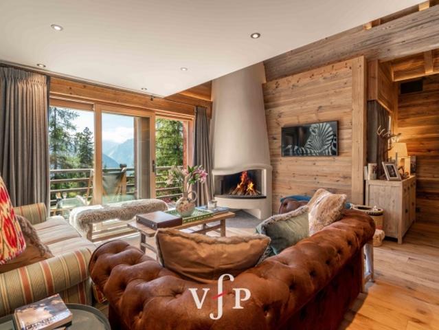 Exklusives 5,5 Zimmer Doppelhaus in Brunet
