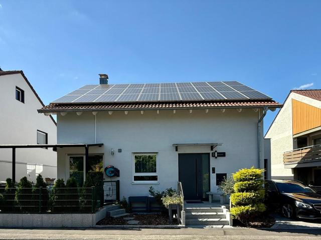 Exklusives 7 Zi. Haus 195m² mit eigener Sauna, Garage & Terrasse