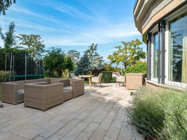 Cologny | Haus exklusiv zum Verkauf mit Seeblick