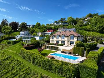 Exklusivität in der Lutry Master Villa von 420 m² mit Panoramablick auf den See