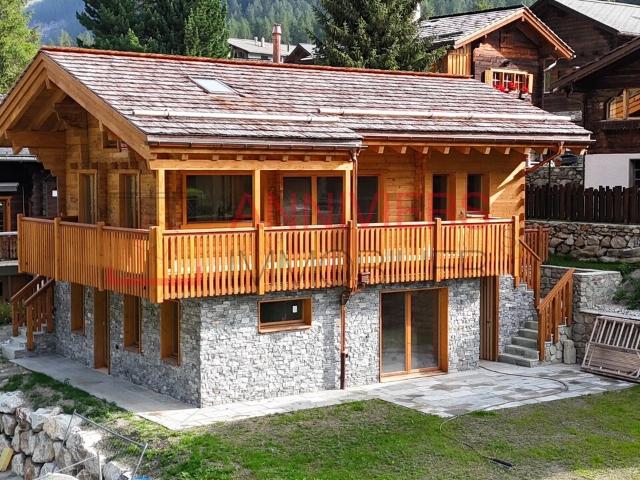 Exklusivität in Zinal Neues und authentisches Chalet im alten Dorf