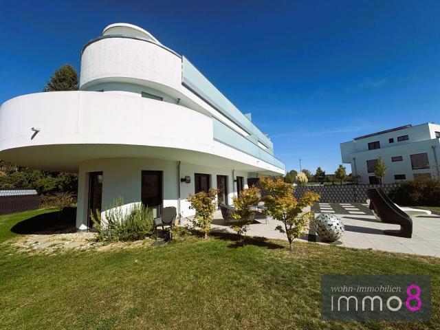 Exklusivität & moderne Architektur sonnige 2 Zimmer Wohnung mit großem Garten in Schrobenhausen