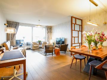 Exklusiv: Schönes 5 Zimmer Apartment in erhöhter Etage